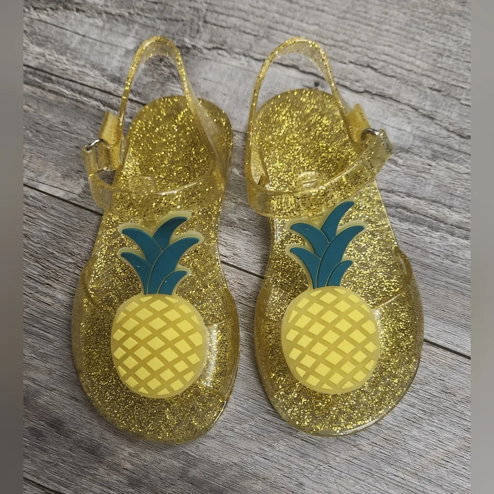 Old Navy Toddler Girls Jelly T-Strap Glittery Pineapple Sandals